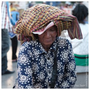 Street Seller at the Phnom Penh Water Festival 2016