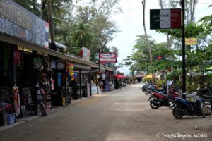 Shopping Street Nai Yang